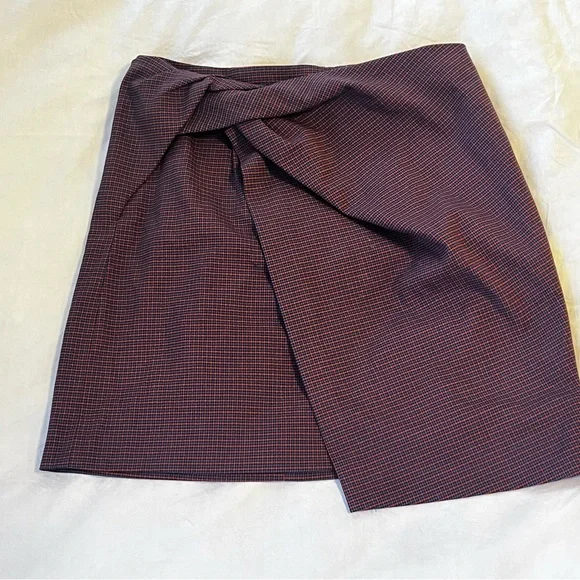 Aritzia Babaton Jethro Blue Plaid Twisted Assymetric Mini Skirt - Picture 7 of 7